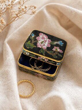 Vintage Cloisonné Trinket Box, Floral Enamel Jewelry Box, Small Decorative Keeps